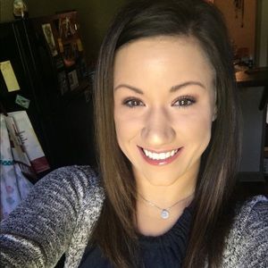 Meet your Posher, Katelyn